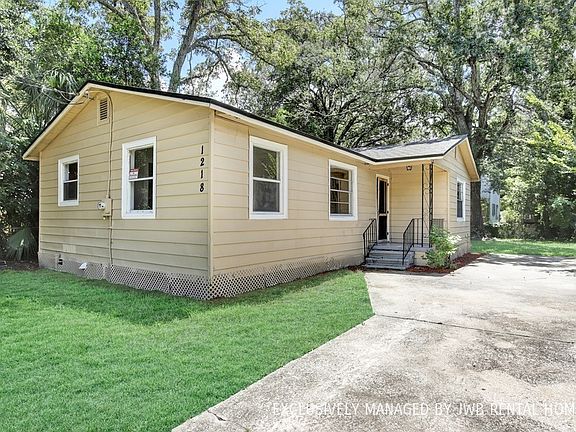 3rd image of 1218 W 26th St