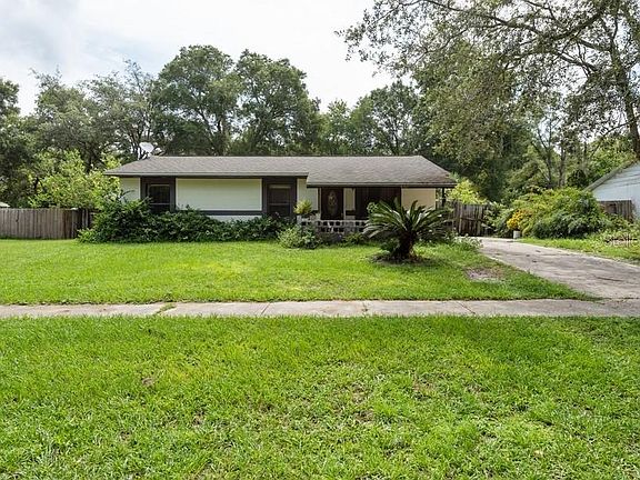 2nd image of 6466 Fortune Ln