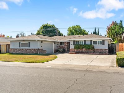 1088 Woodshire Way, Sacramento, CA, 95822