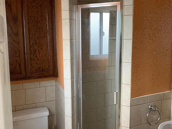 5th image of 4309 Troost Ave APT 5