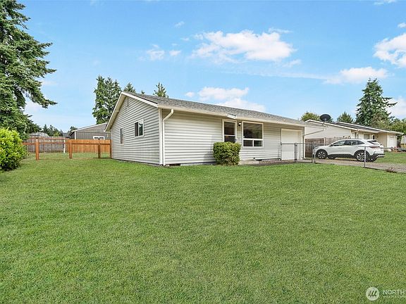 2nd image of 17021 5th Avenue Ct E