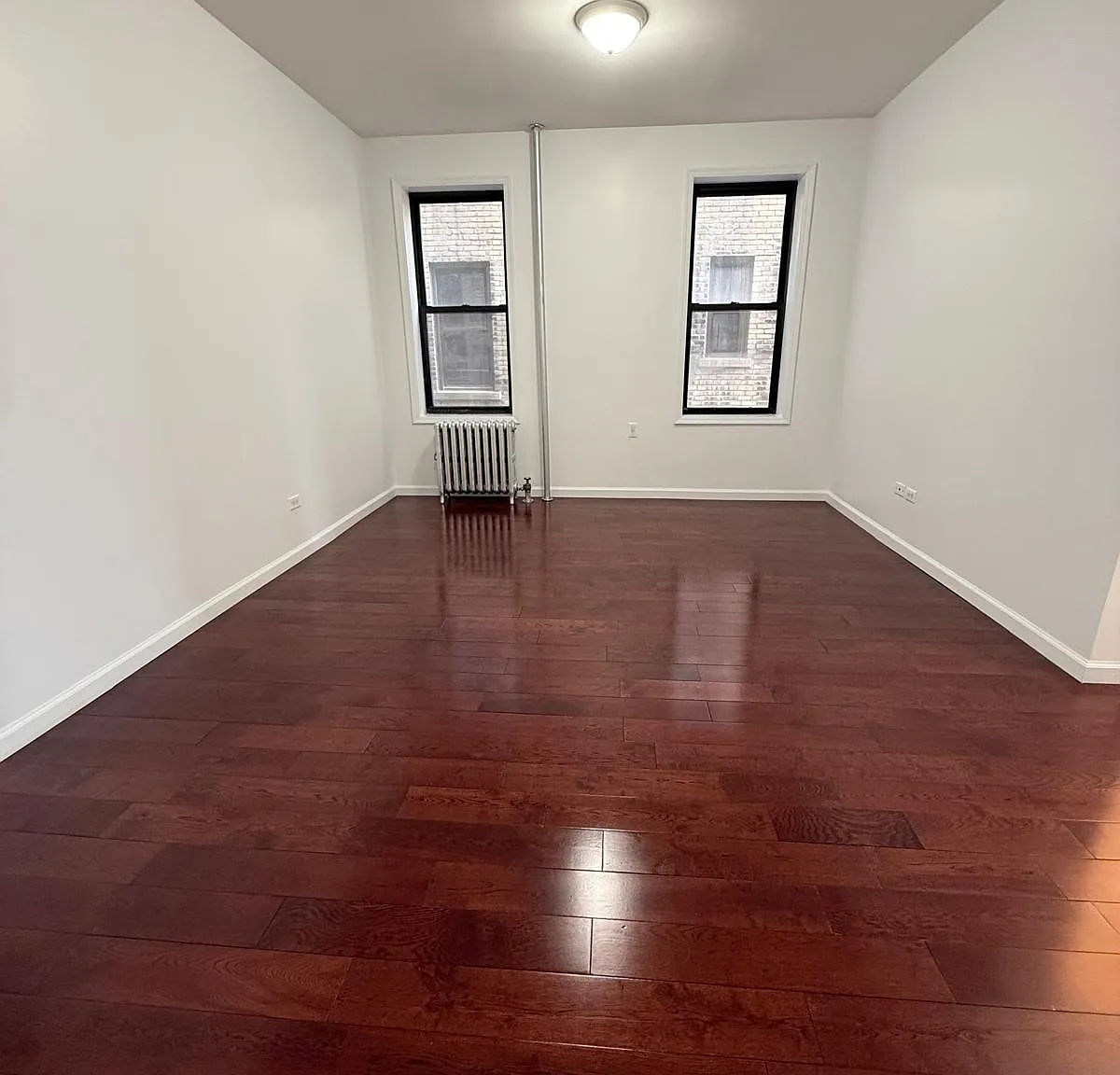 845 Riverside Drive — Photo 4