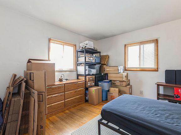 5th image of 253 Wellington Dr