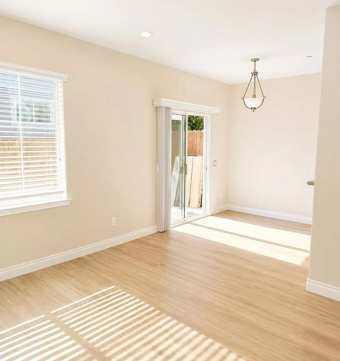 3 bed, 2186 sqft, $4,300 — Photo 4