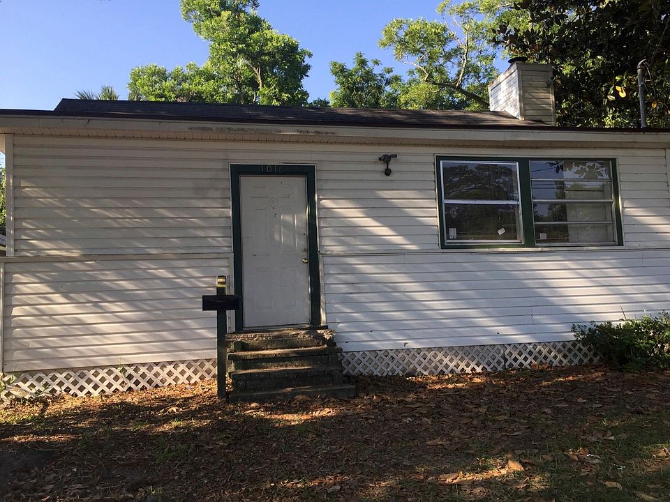 1st image of 1016 W 27th St