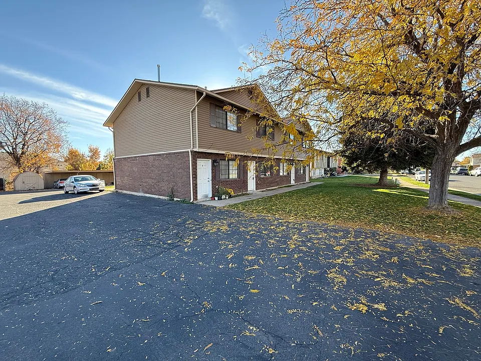 1413 W 1650 N