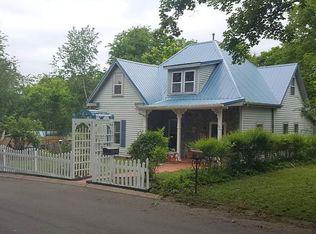 51 Lafayette St, Cadiz, KY 42211