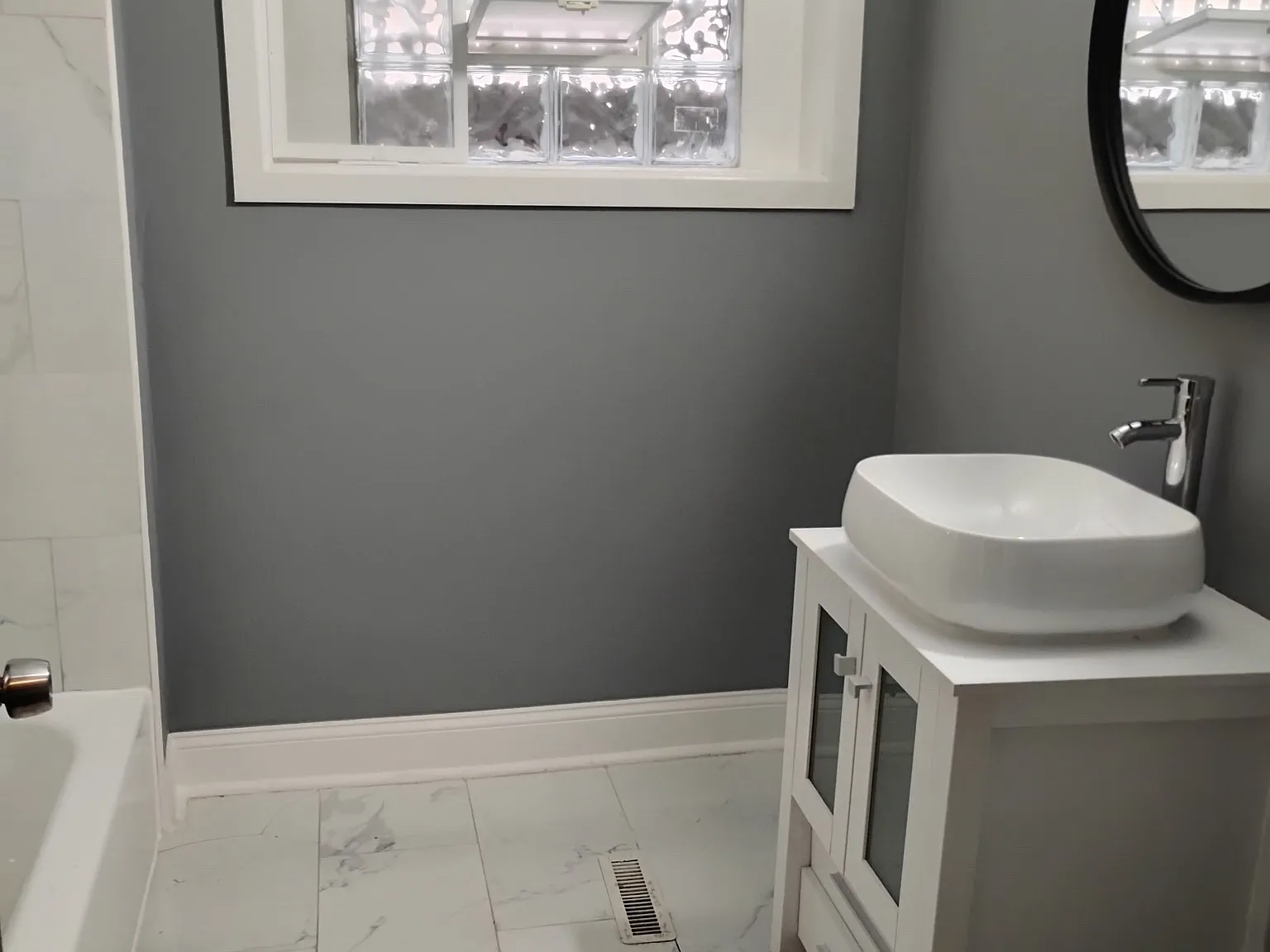 7958 S South Shore Dr — Photo 3