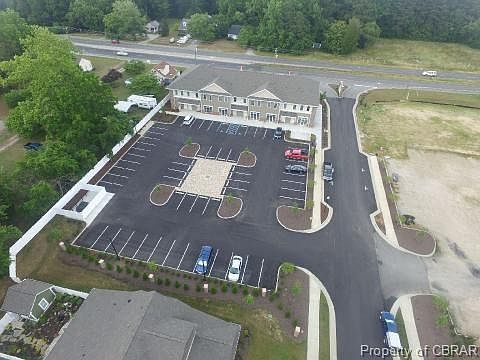 3rd image of 6840 Colemans Crossing Ave