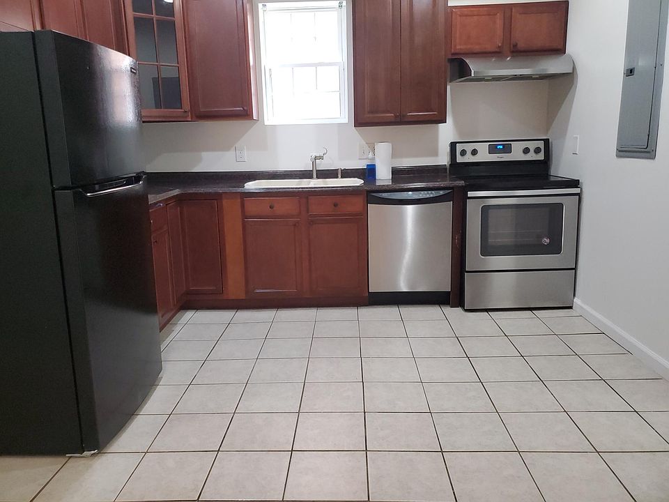 1st image of 526 S Dunlop St #2