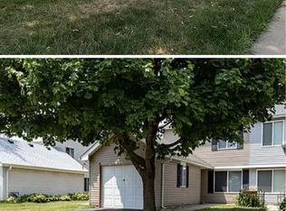 1413 Andover Dr, Aurora, IL 60504