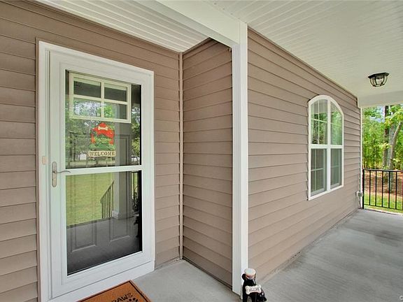 4th image of 8901 Cynthia Pl