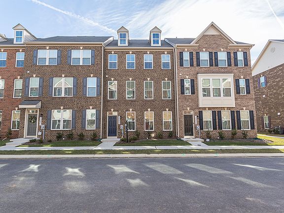 McPherson Rear Garage