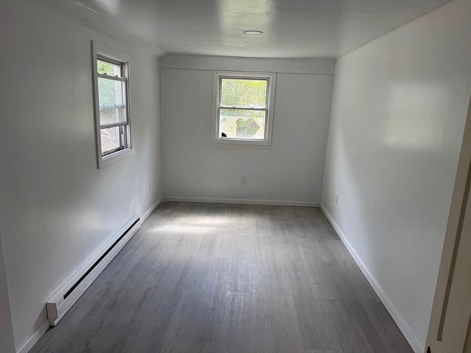 1st image of 7 Panny Cir APT D