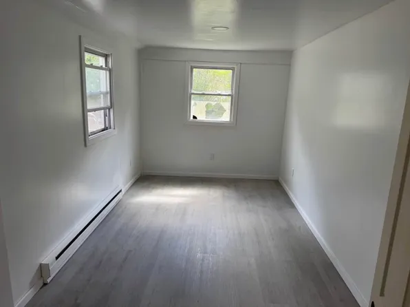 7 Panny Cir APT D, Mahopac, NY 10541