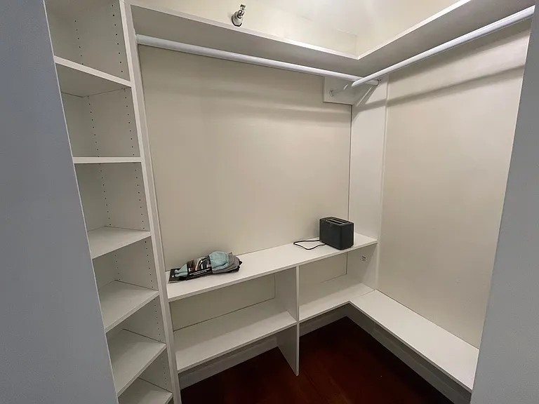 480 N McClurg Ct #912 — Photo 12