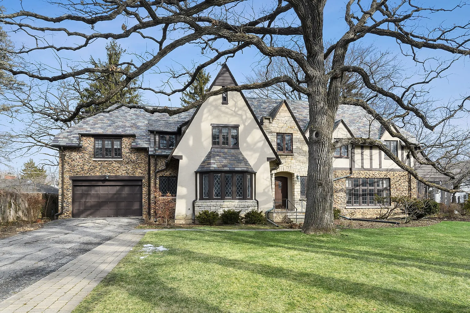 970 Armour Cir photo 1