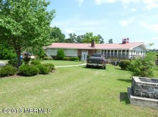 23 Lavell James Dr, Waynesboro, MS 39367