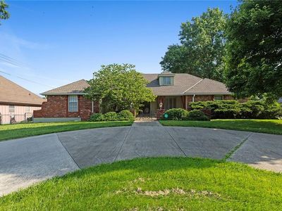 10406 E Bannister Rd, Kansas City, MO, 64134