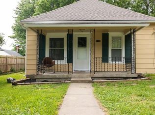 1128 S Pearl St, Independence, MO 64050