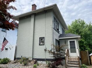 919 Hillside Rd, Phillipsburg, NJ 08865