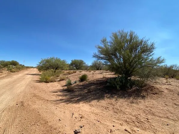 15783 W Phillips Rd, Tucson, AZ 85736