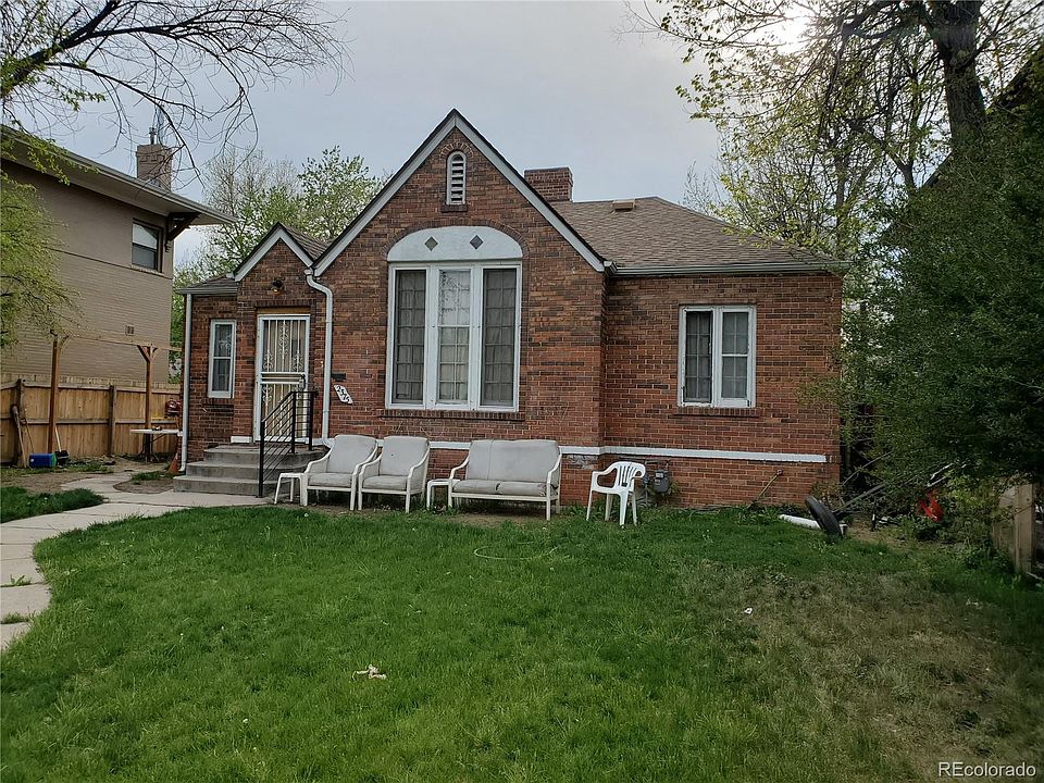 2nd image of 2375 Ivanhoe St