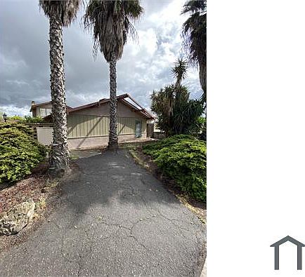 2nd image of 1413 Robertson Blvd #D