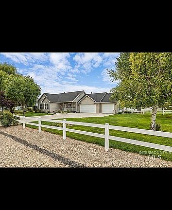 2nd image of 1509 Andover Ct