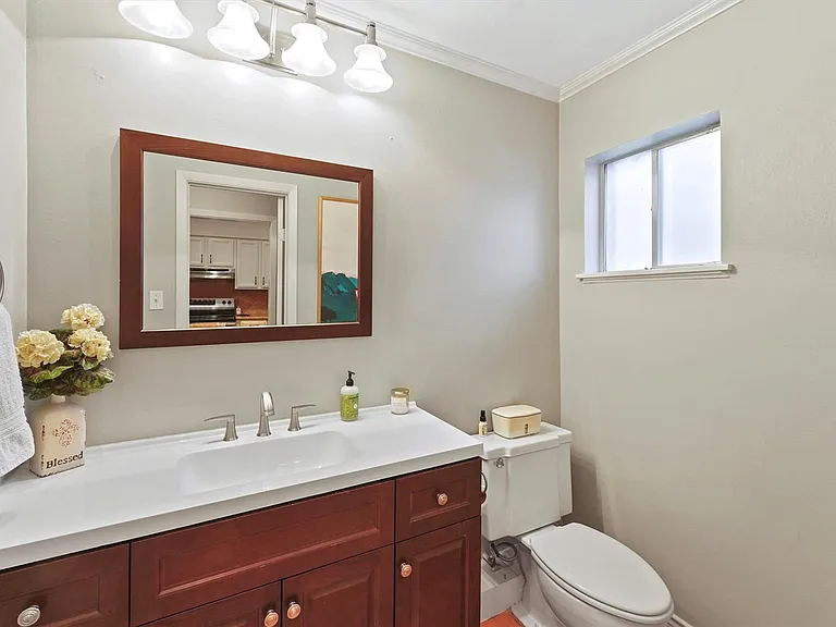 1953 Stoney Brook Dr #1953 — Photo 19