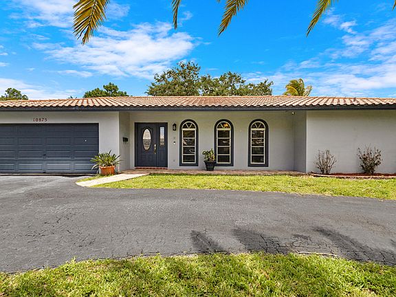 4th image of 10875 NW 40th Street