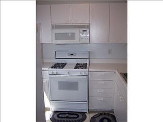 3rd image of 1704 Messner Dr