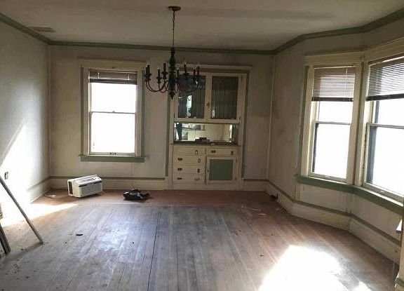 Additional Eating  Area