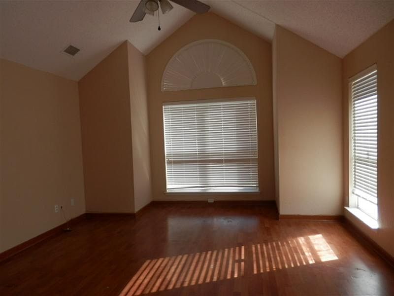 1st image of 2302 Shiloh Ln