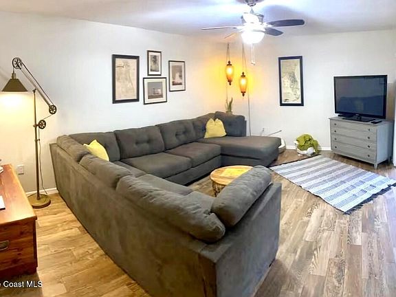 5th image of 2583 S Park Ave