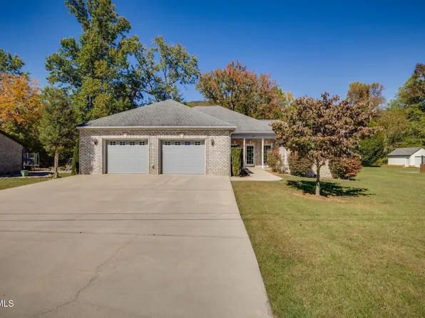 212 Alania Ct, Elizabethton, TN 37643
