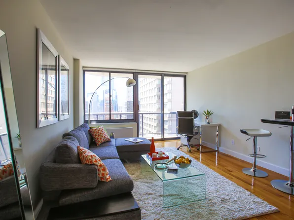235 West 48th Street image 1 of 10