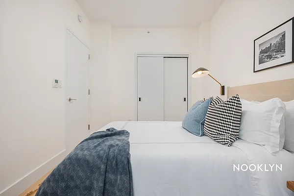 Rented by Nooklyn NYC LLC | media 41