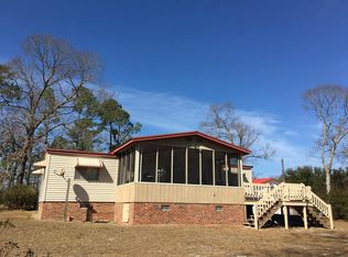 122 Pineridge Rd, Eutawville, SC 29048