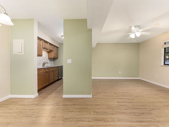 5th image of 1030 SW 6th Dr APT 2