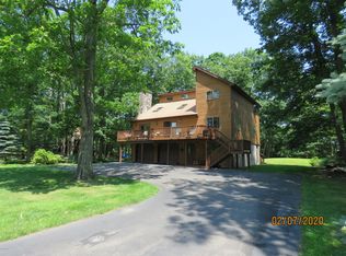 132 Eagle Crst, Greentown, PA 18426