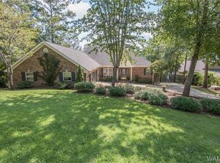 15580 Beacon Point Dr, Northport, AL 35475