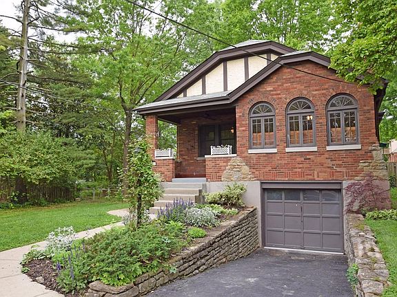 2nd image of 1629 Clio Ave
