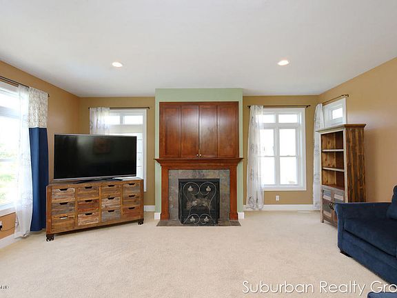 3rd image of 3000 Jamesview Ct