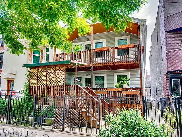 1st image of 1047 N Winchester Ave APT 2R