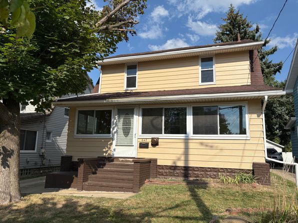 647 Oxford Ave