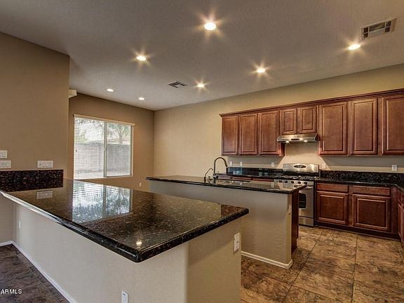 2nd image of 4904 E Palm Beach Dr