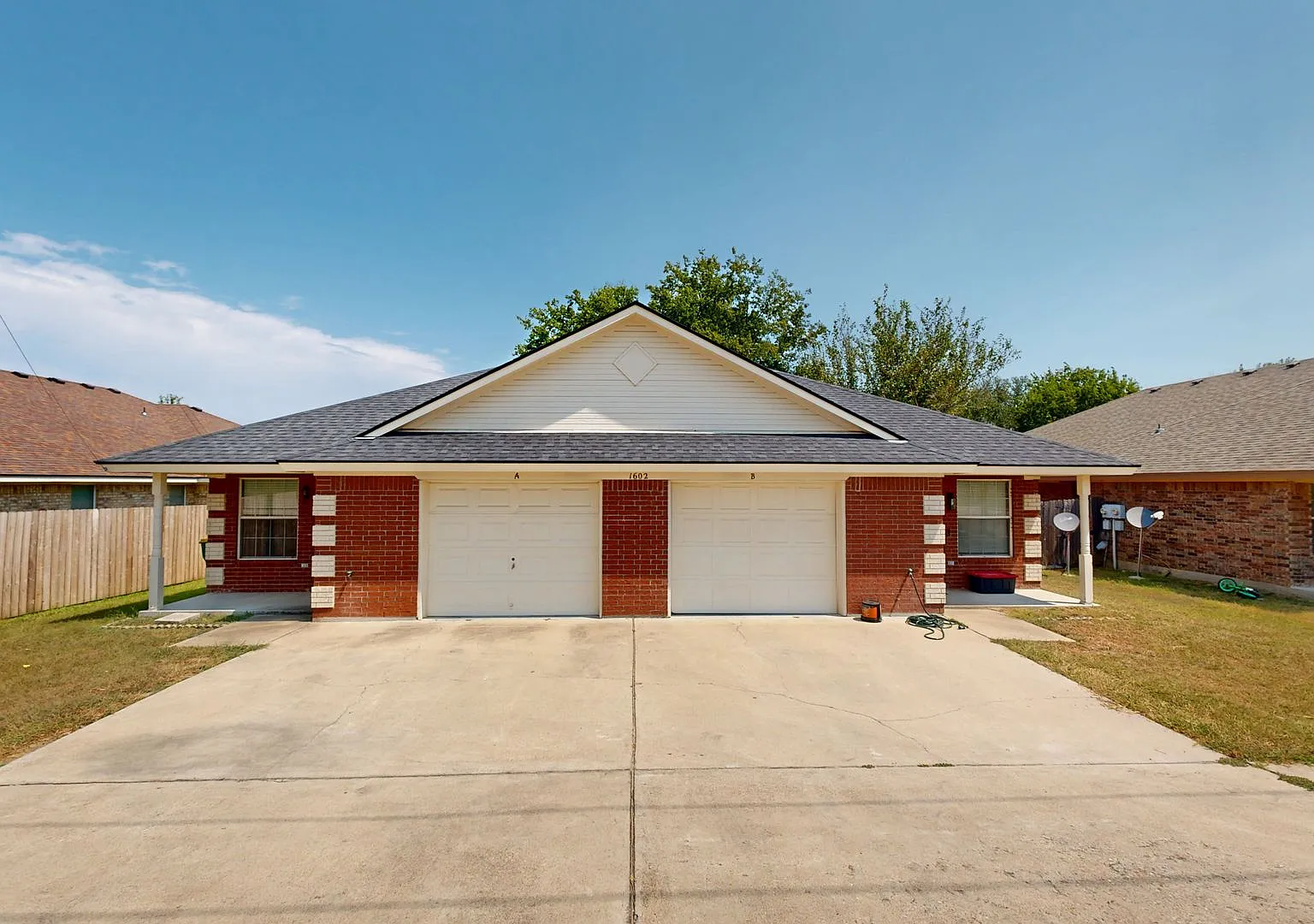 2 Weeks Free Rent + $1,295 + Evp Flooring In Nolanville! — Photo 1