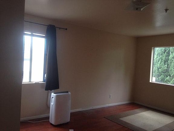 4th image of 1511 Echo Park Ave APT C