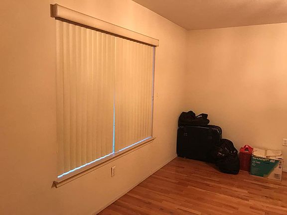 3rd image of 29 Clarion Ct